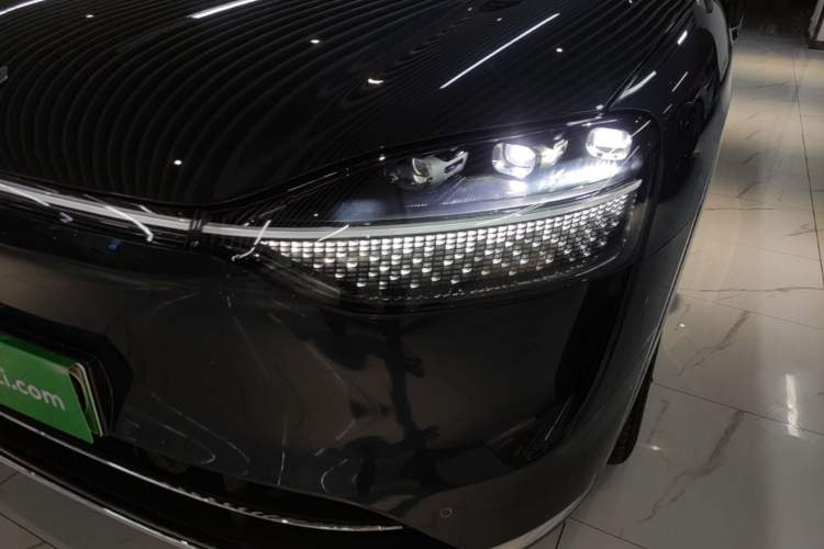 Used Hima AITO M9 2024 Range-Extended Ultra Version 42 kWh 6-Seater Model Left Front Headlight