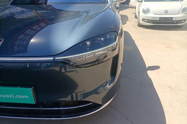 Used Hima AITO M9 2024 Range-Extended Ultra Version 52 kWh 6-Seater Model Left Front Headlight