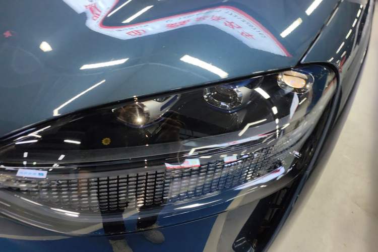 Used Hima AITO M9 2024 Range-Extended Ultra Version 52 kWh 6-Seater Model Left Front Headlight
