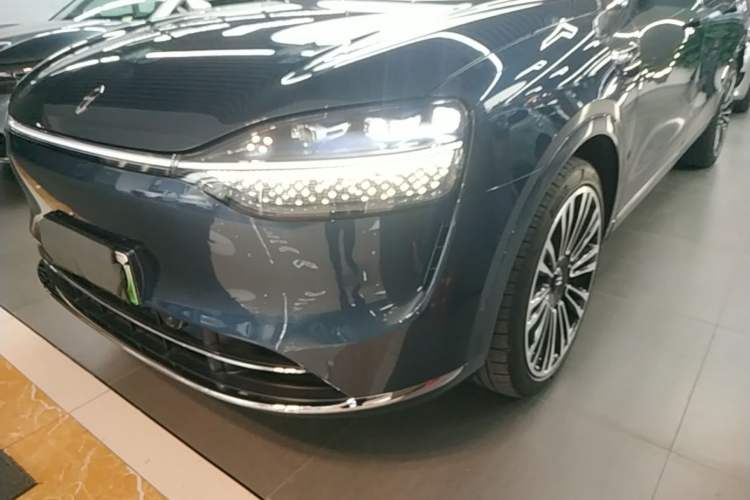 Used Hima AITO M9 2024 Range-Extended Ultra Version 42 kWh 6-Seater Model Left Front Headlight