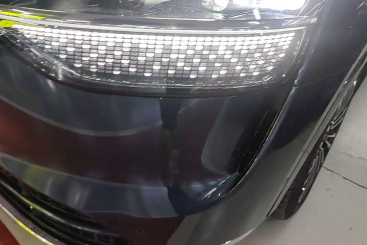 Used Hima AITO M9 2024 Range-Extended Ultra Version 42 kWh 6-Seater Model Left Front Headlight