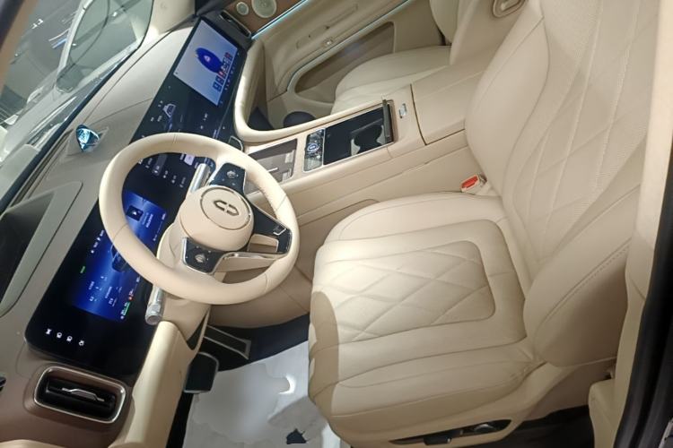 Used Hima AITO M9 2024 Range-Extended Ultra Version 42 kWh 6-Seater Model Left Front Seat