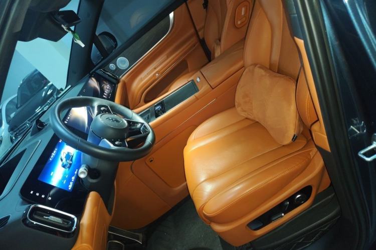 Used Hima AITO M9 2024 Range-Extended Max Edition 42 kWh 6-Seater Version Left Front Seat