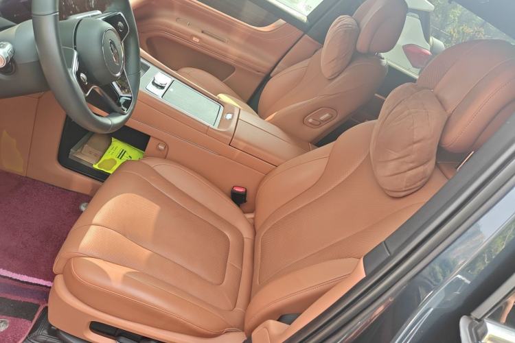 Used Hima AITO M9 2024 Range-Extended Ultra Version 42 kWh 6-Seater Model Left Front Seat