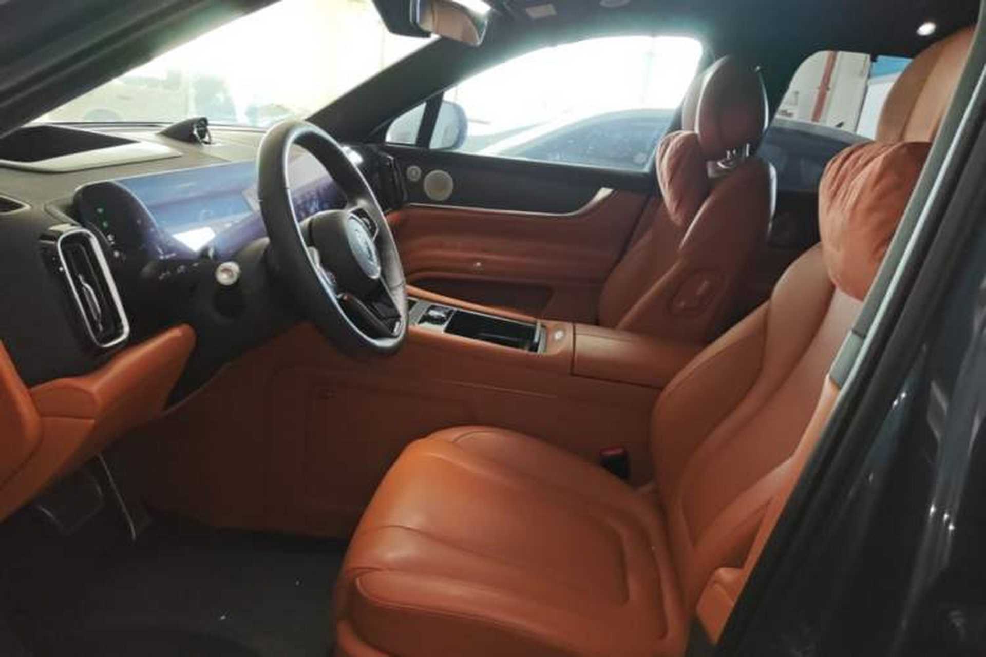 Used Hima AITO M9 2024 Range-Extended Ultra Version 42 kWh 6-Seater Model Left Front Seat