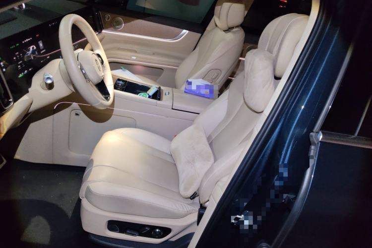 Used Hima AITO M9 2024 Range-Extended Ultra Version 42 kWh 6-Seater Model Left Front Seat