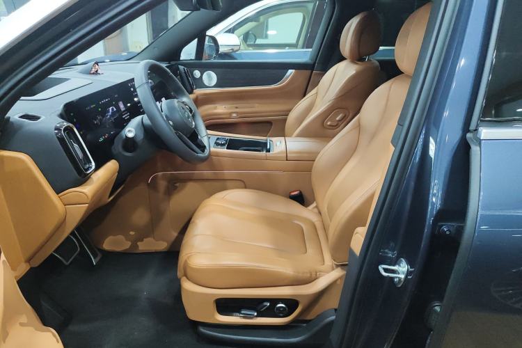 Used Hima AITO M9 2024 Range-Extended Ultra Version 42 kWh 6-Seater Model Left Front Seat