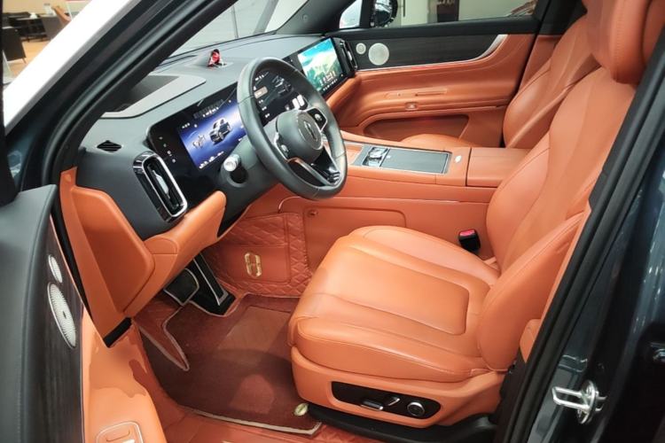 Used Hima AITO M9 2024 Range-Extended Ultra Version 42 kWh 6-Seater Model Left Front Seat