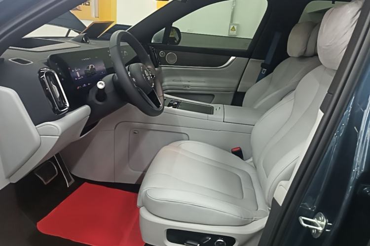Used Hima AITO M9 2024 Range-Extended Max Edition 42 kWh 6-Seater Version Left Front Seat