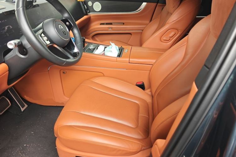Used Hima AITO M9 2024 Range-Extended Max Edition 42 kWh 6-Seater Version Left Front Seat