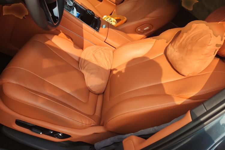 Used Hima AITO M9 2024 Range-Extended Max Edition 42 kWh 6-Seater Version Left Front Seat