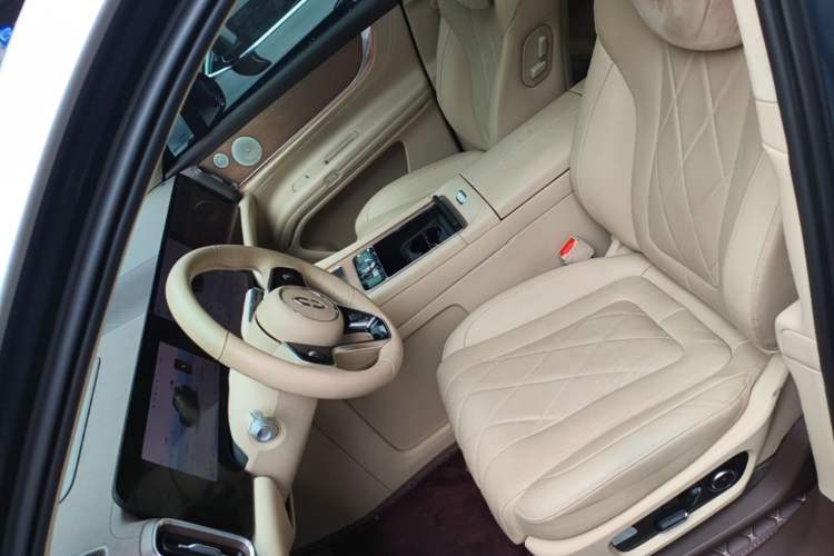 Used Hima AITO M9 2024 Range-Extended Ultra Version 42 kWh 6-Seater Model Left Front Seat
