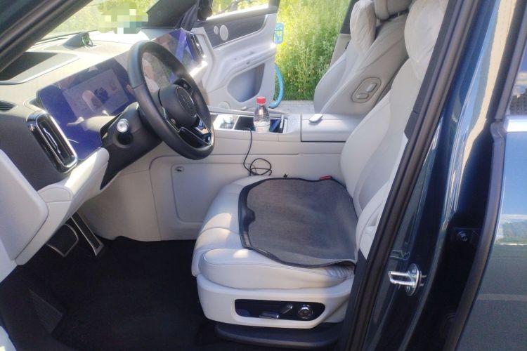 Used Hima AITO M9 2024 Range-Extended Ultra Version 42 kWh 6-Seater Model Left Front Seat