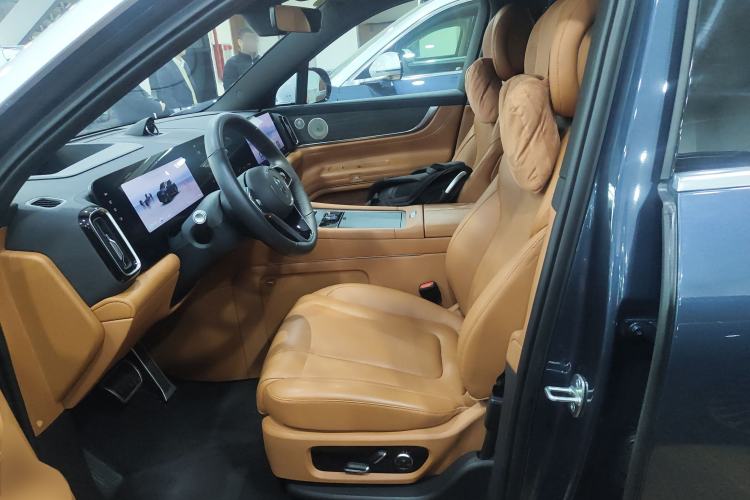 Used Hima AITO M9 2024 Range-Extended Ultra Version 42 kWh 6-Seater Model Left Front Seat