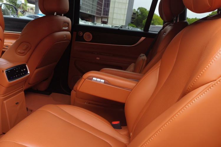 Used Hima AITO M9 2024 Range-Extended Ultra Version 52 kWh 6-Seater Model Left Rear Seat