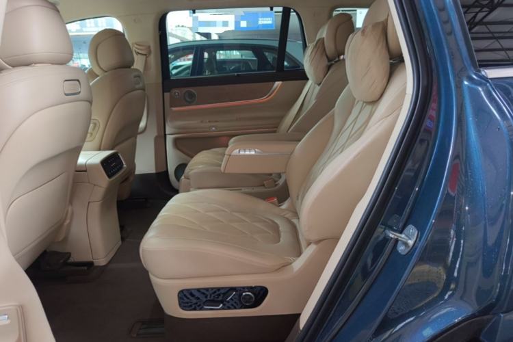 Used Hima AITO M9 2024 Range-Extended Ultra Version 42 kWh 6-Seater Model Left Rear Seat