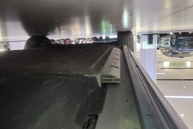 Used Hima AITO M9 2024 Range-Extended Ultra Version 42 kWh 6-Seater Model Left Side Sill