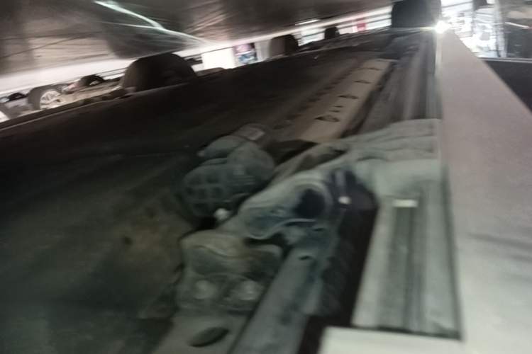 Used Hima AITO M9 2024 Range-Extended Ultra Version 42 kWh 6-Seater Model Left Side Sill