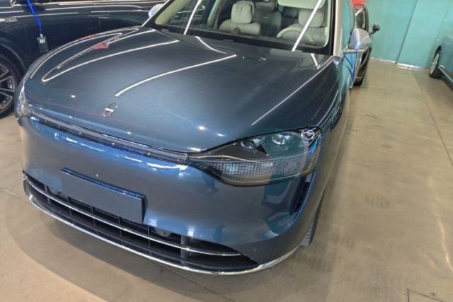 Used Hima AITO M9 2024 Range-Extended Ultra Version 42 kWh 6-Seater Model