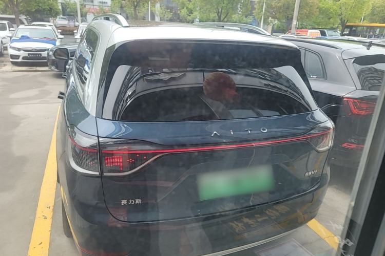 Used Hima AITO M9 2024 Range-Extended Ultra Version 42 kWh 6-Seater Model Rear