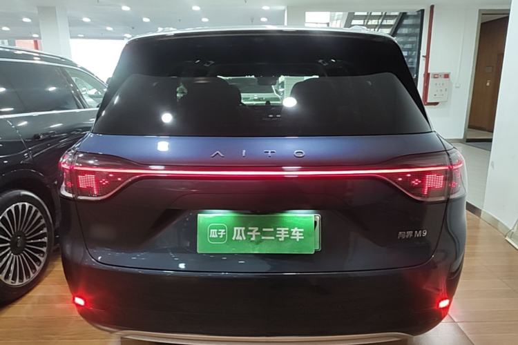 Used Hima AITO M9 2024 Range-Extended Ultra Version 42 kWh 6-Seater Model Rear