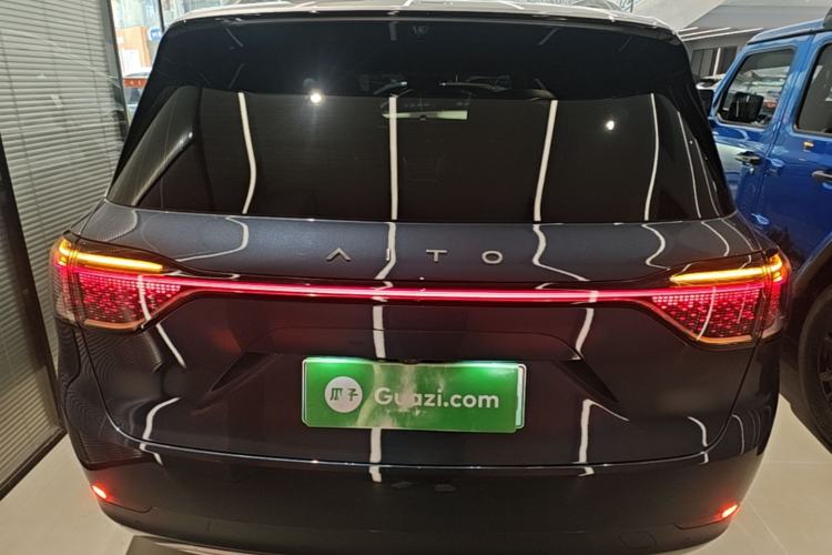 Used Hima AITO M9 2024 Range-Extended Ultra Version 42 kWh 6-Seater Model Rear