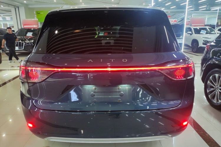 Used Hima AITO M9 2024 Range-Extended Max Edition 42 kWh 6-Seater Version Rear