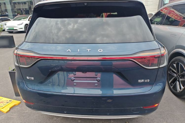 Used Hima AITO M9 2024 Range-Extended Max Edition 42 kWh 6-Seater Version Rear