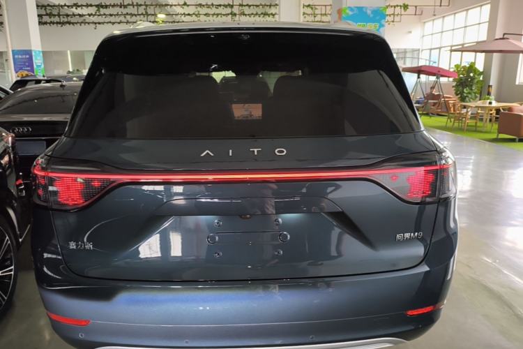 Used Hima AITO M9 2024 Range-Extended Ultra Version 42 kWh 6-Seater Model Rear