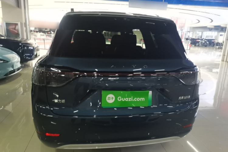 Used Hima AITO M9 2024 All-Electric Ultra Version 100 kWh 6-Seater Model Rear