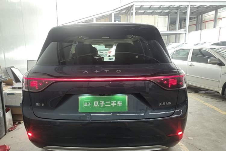 Used Hima AITO M9 2024 Range-Extended Ultra Version 42 kWh 6-Seater Model Rear