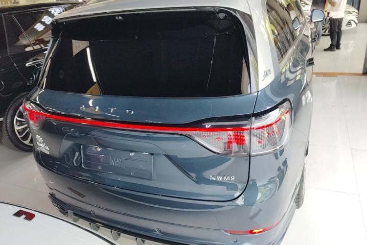 Used Hima AITO M9 2024 Range-Extended Ultra Version 42 kWh 6-Seater Model Rear