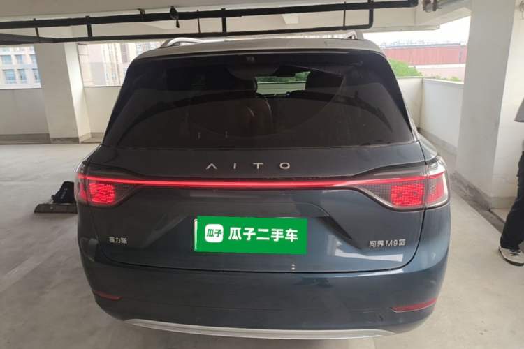 Used Hima AITO M9 2024 All-Electric Ultra Version 100 kWh 6-Seater Model Rear