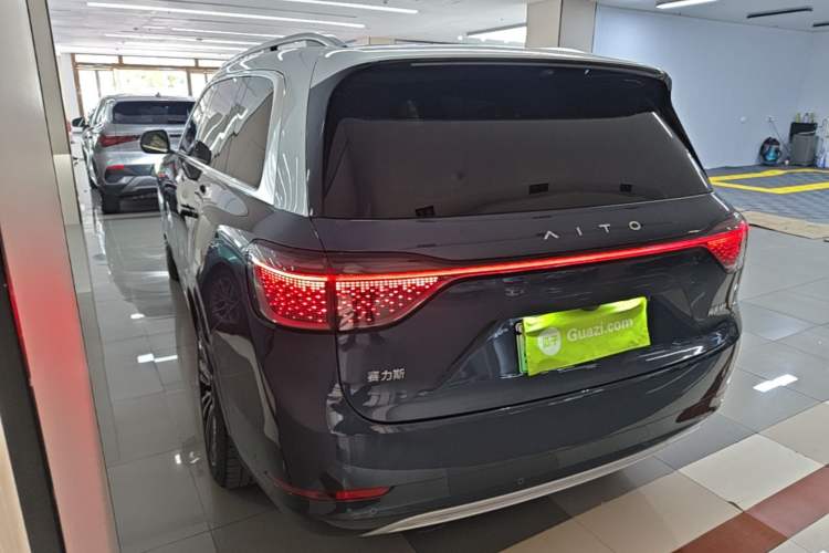 Used Hima AITO M9 2024 Range-Extended Ultra Version 42 kWh 6-Seater Model Rear Left 45 Deg