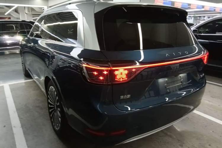 Used Hima AITO M9 2024 Range-Extended Ultra Version 42 kWh 6-Seater Model Rear Left 45 Deg