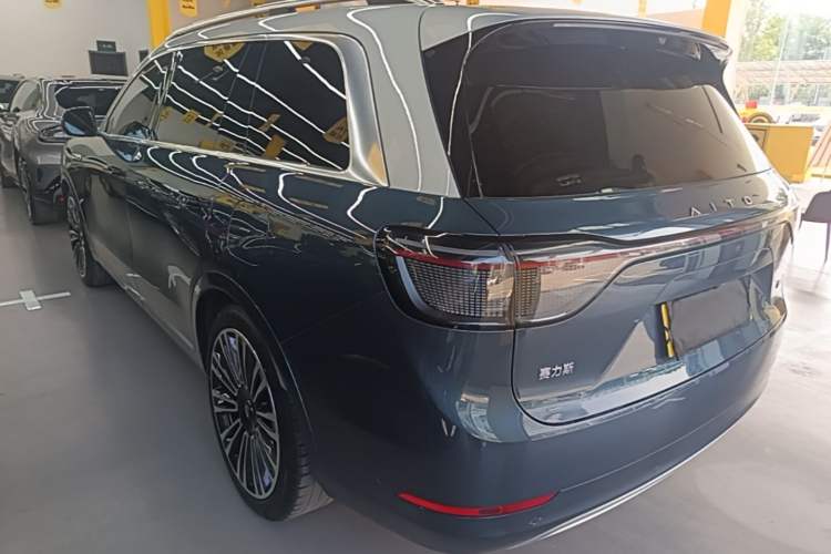 Used Hima AITO M9 2024 Range-Extended Max Edition 42 kWh 6-Seater Version Rear Left 45 Deg