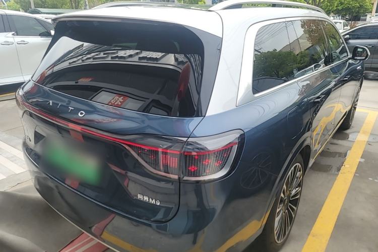 Used Hima AITO M9 2024 Range-Extended Ultra Version 42 kWh 6-Seater Model Rear Right 45 Deg