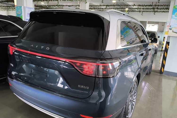 Used Hima AITO M9 2024 Range-Extended Ultra Version 42 kWh 6-Seater Model Rear Right 45 Deg