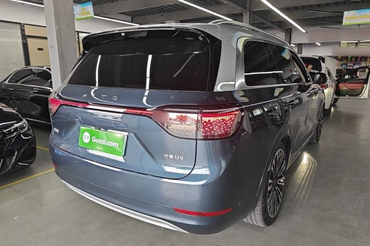 Used Hima AITO M9 2024 Range-Extended Ultra Version 52 kWh 6-Seater Model Rear Right 45 Deg