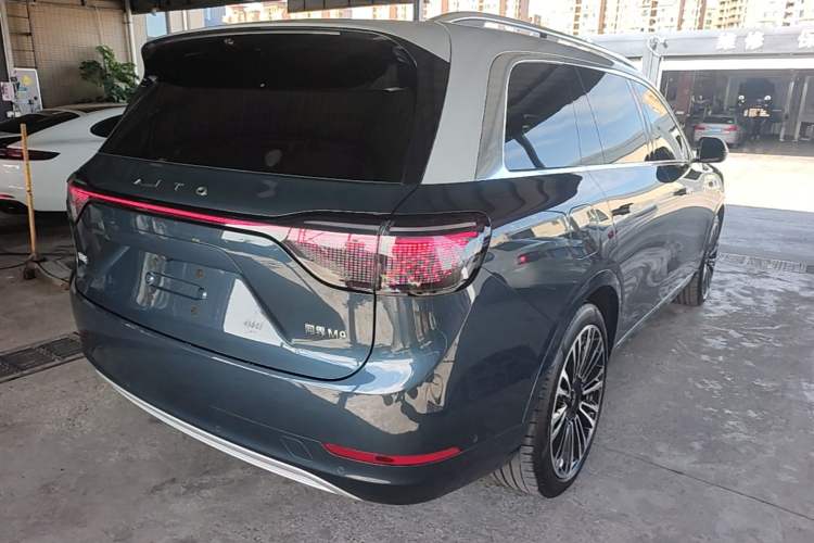 Used Hima AITO M9 2024 Range-Extended Ultra Version 42 kWh 6-Seater Model Rear Right 45 Deg