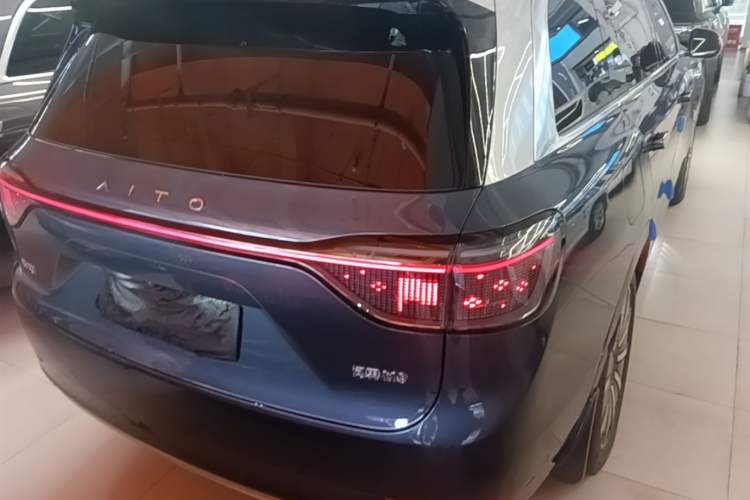 Used Hima AITO M9 2024 Range-Extended Ultra Version 42 kWh 6-Seater Model Rear Right 45 Deg