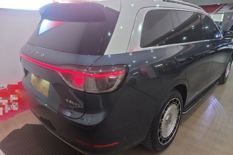 Used Hima AITO M9 2024 All-Electric Ultra Version 100 kWh 6-Seater Model Rear Right 45 Deg