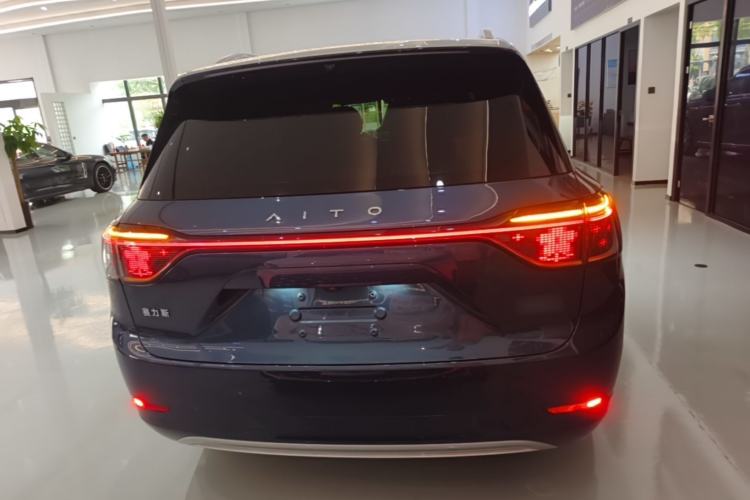 Used Hima AITO M9 2024 Range-Extended Ultra Version 42 kWh 6-Seater Model Rear
