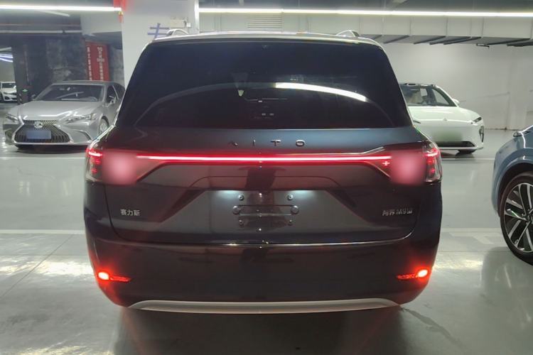 Used Hima AITO M9 2024 All-Electric Ultra Version 100 kWh 6-Seater Model Rear