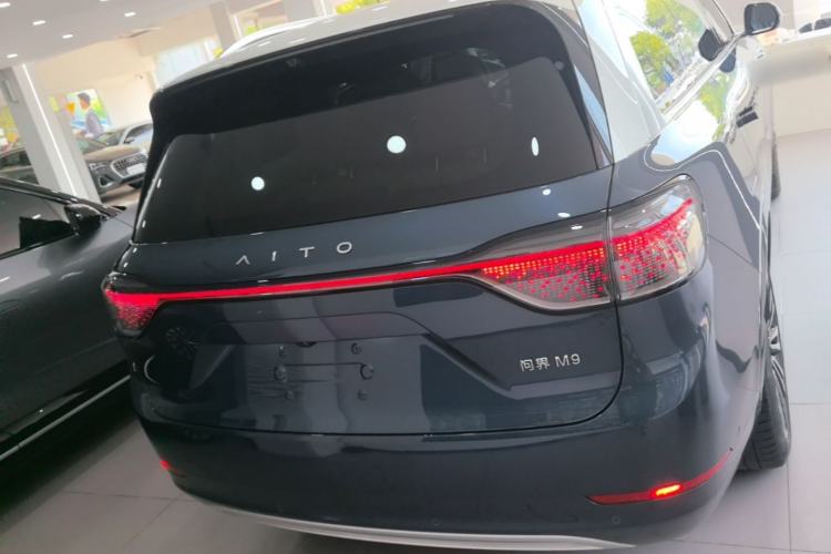 Used Hima AITO M9 2024 Range-Extended Ultra Version 42 kWh 6-Seater Model Rear