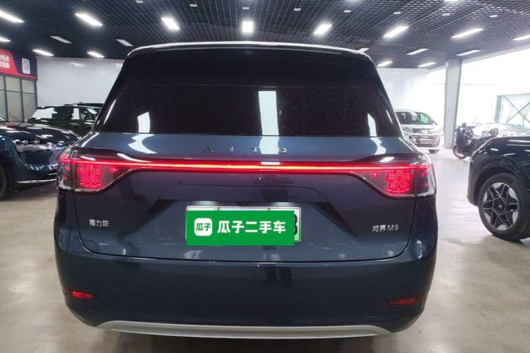 Used Hima AITO M9 2024 Range-Extended Ultra Version 52 kWh 5-Seater Model Rear