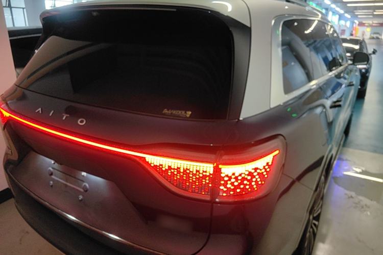 Used Hima AITO M9 2024 Range-Extended Ultra Version 52 kWh 6-Seater Model Rear