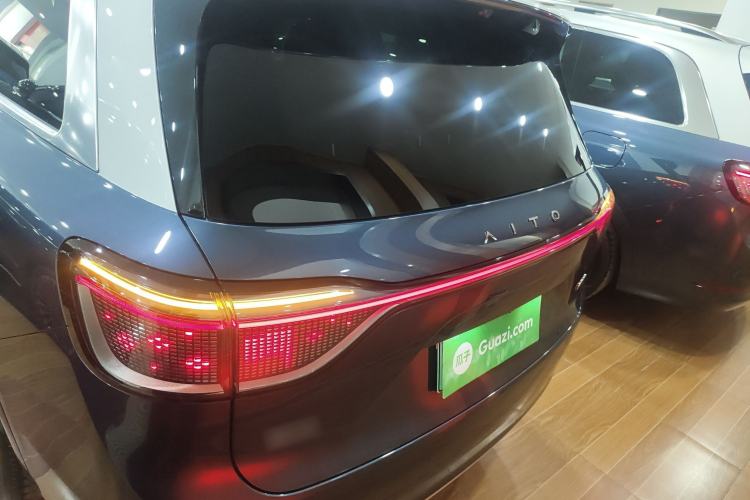 Used Hima AITO M9 2024 Range-Extended Ultra Version 42 kWh 6-Seater Model Rear
