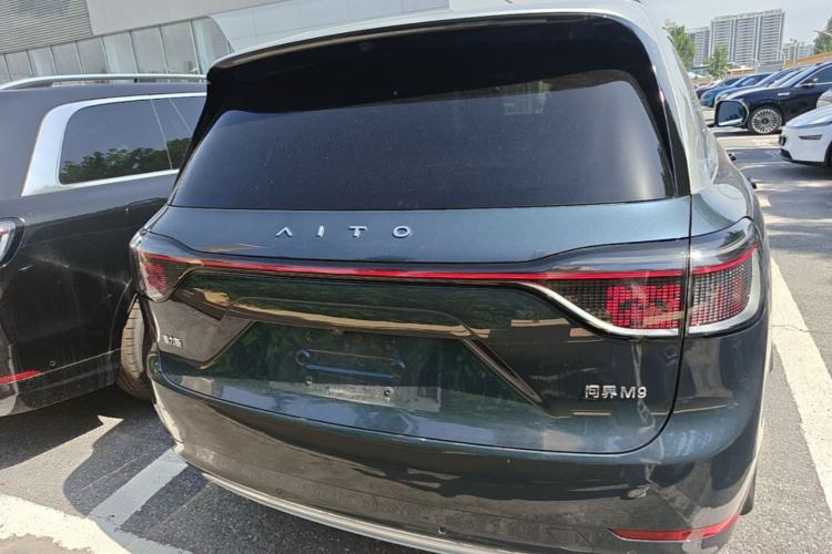 Used Hima AITO M9 2024 Range-Extended Ultra Version 42 kWh 6-Seater Model Rear
