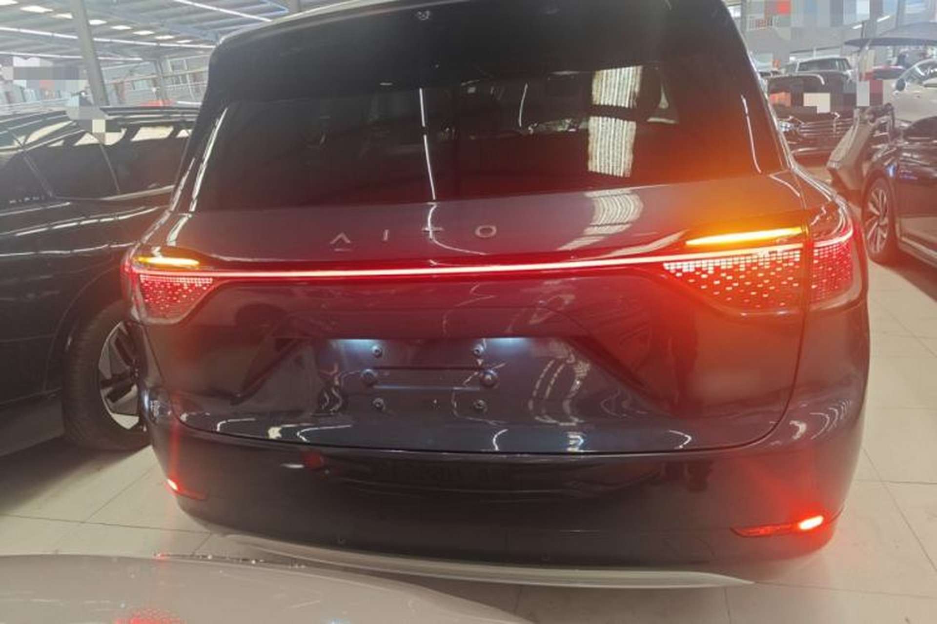 Used Hima AITO M9 2024 Range-Extended Ultra Version 52 kWh 5-Seater Model Rear
